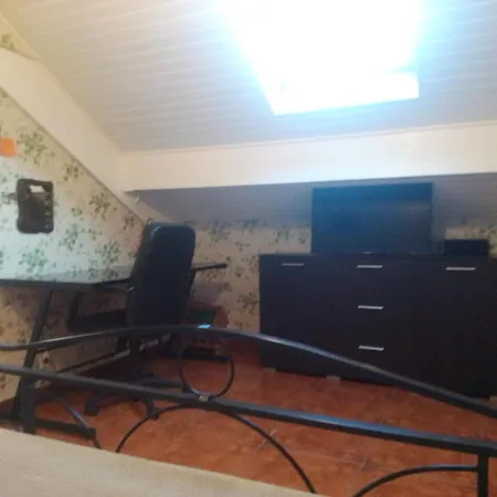 Karine 1er Etage דירה